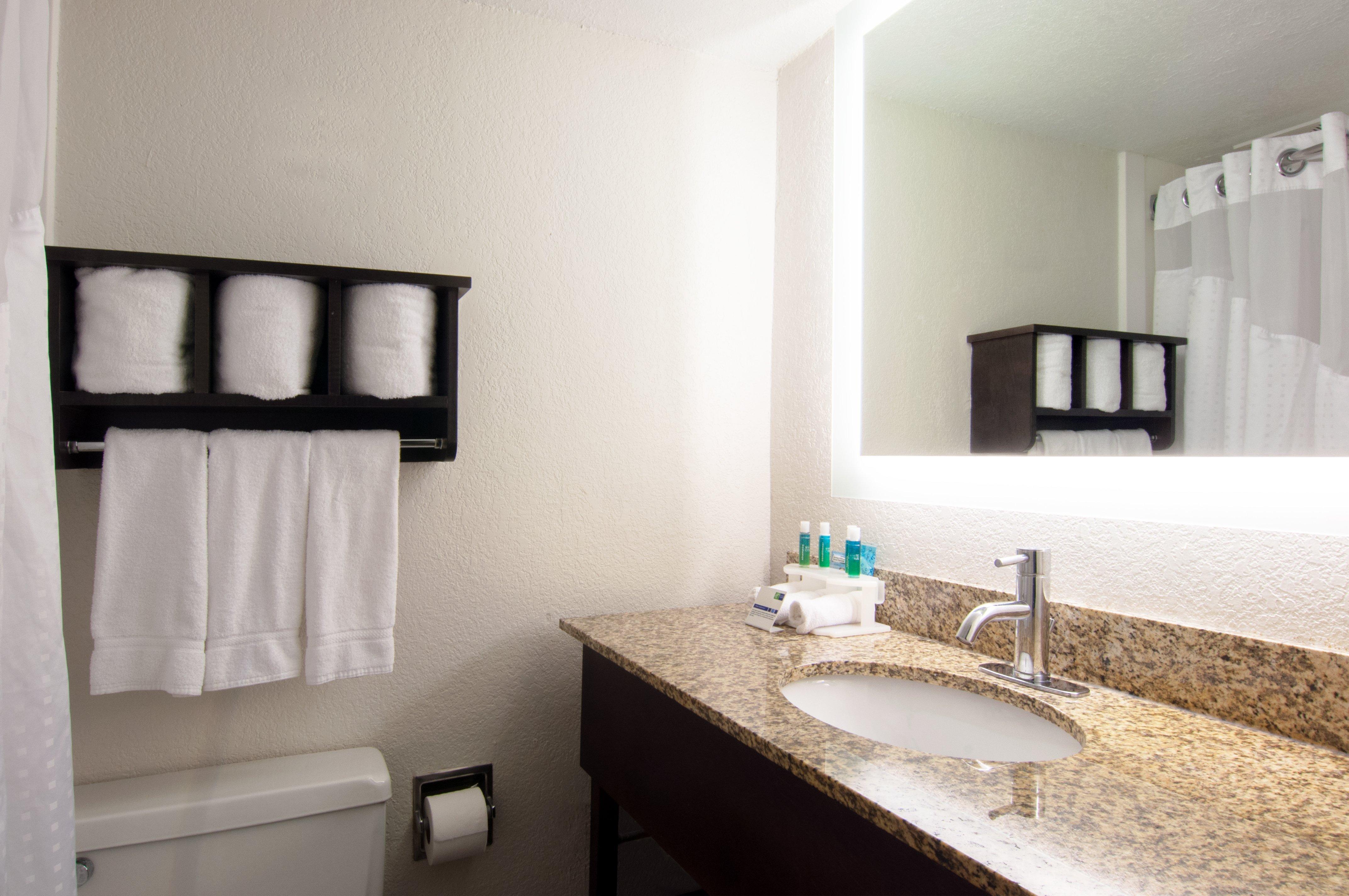 Holiday Inn Express & Suites Nashville-I-40 & I-24 Zewnętrze zdjęcie