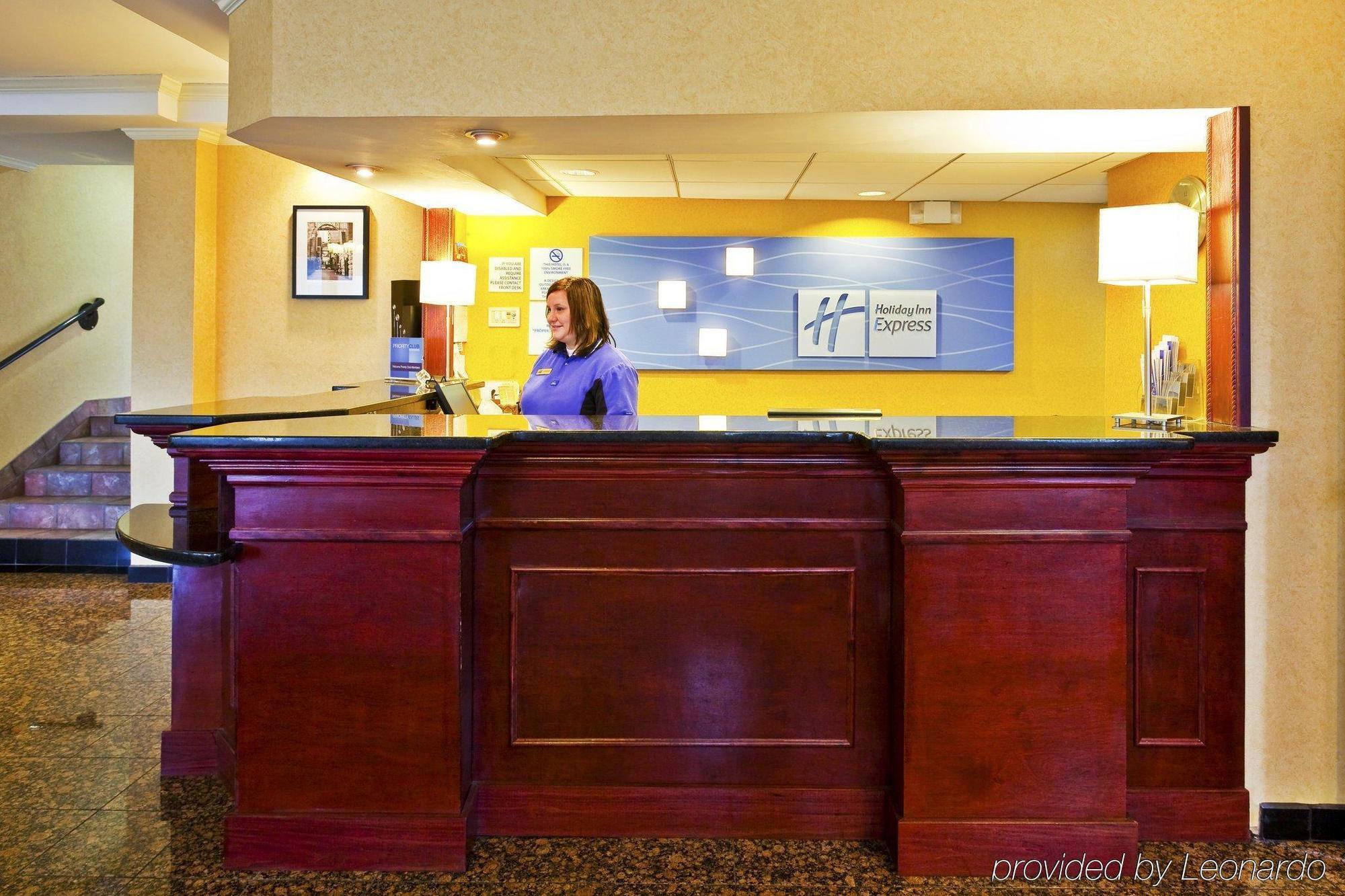 Holiday Inn Express & Suites Nashville-I-40 & I-24 Zewnętrze zdjęcie