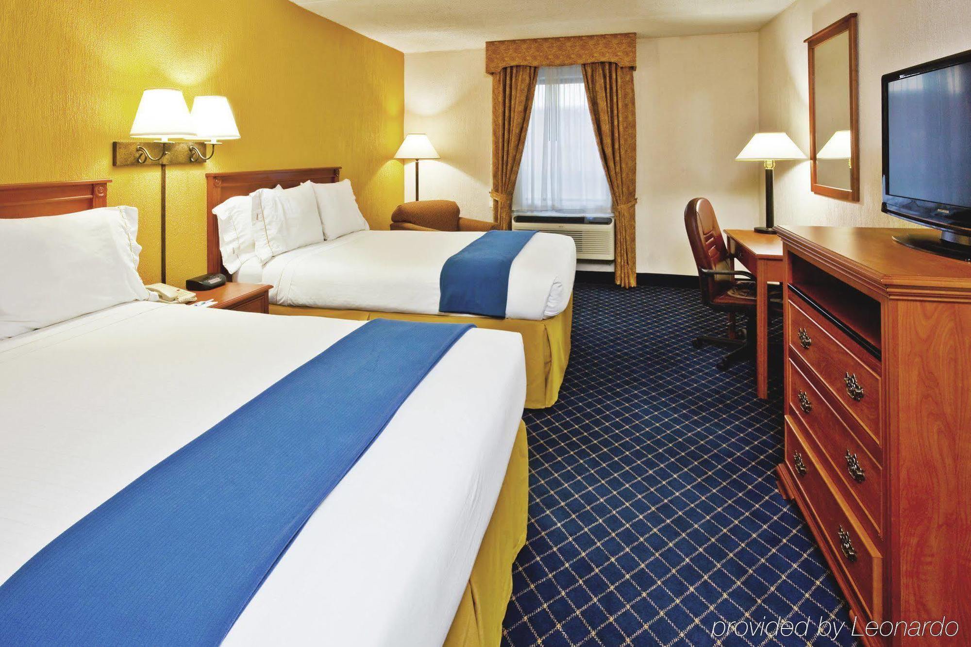 Holiday Inn Express & Suites Nashville-I-40 & I-24 Zewnętrze zdjęcie