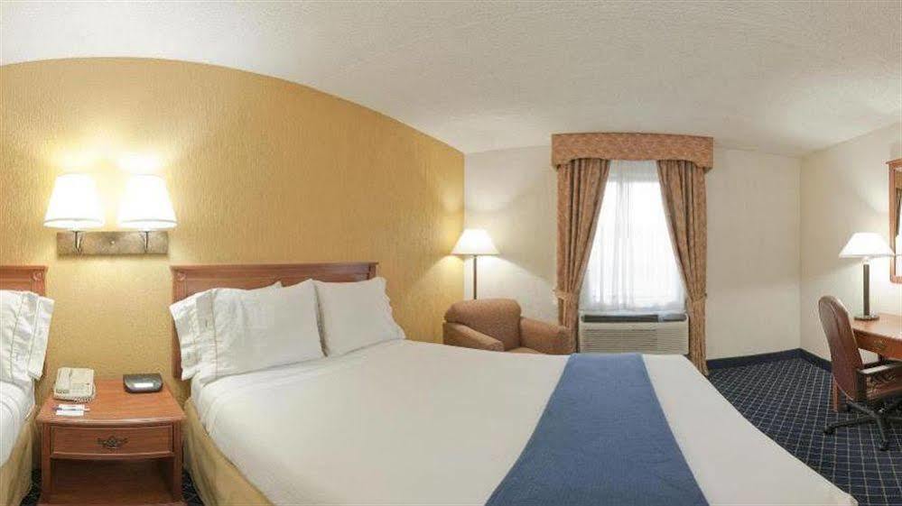 Holiday Inn Express & Suites Nashville-I-40 & I-24 Zewnętrze zdjęcie